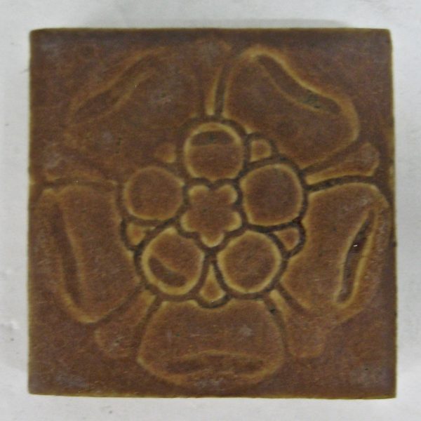 Grueby Flower Tile